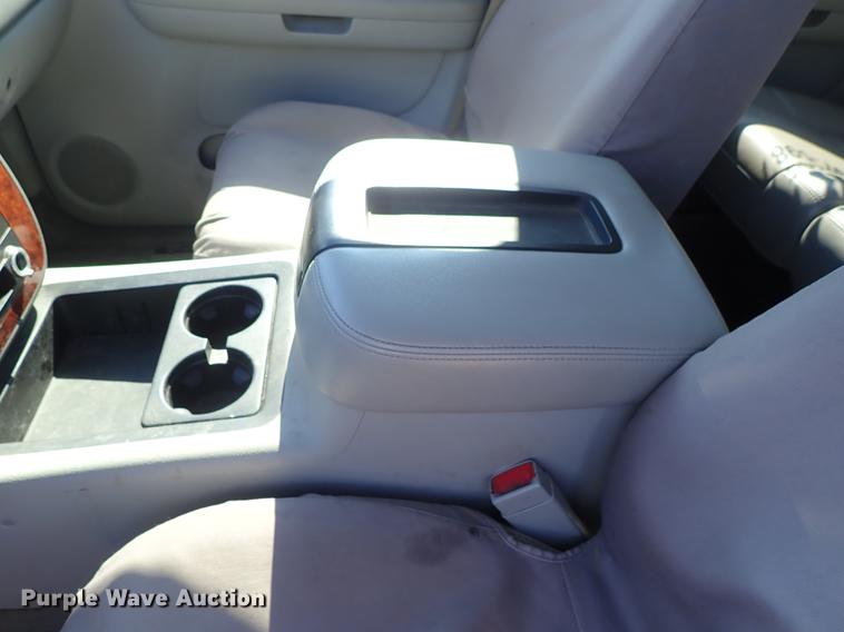 image for item DF8805 2007 Chevrolet Silverado 2500HD Z71 Crew Cab pickup truck