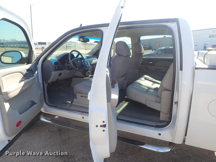 image for item DF8805 2007 Chevrolet Silverado 2500HD Z71 Crew Cab pickup truck