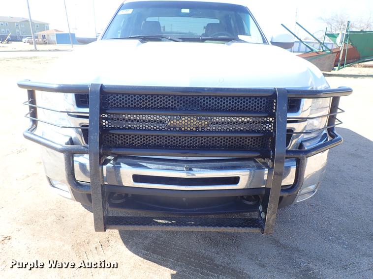 image for item DF8805 2007 Chevrolet Silverado 2500HD Z71 Crew Cab pickup truck