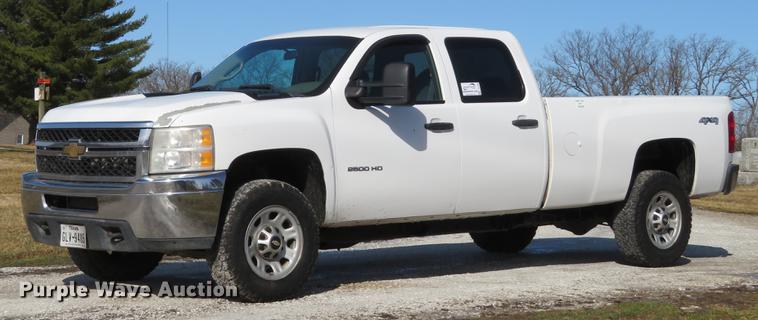 image for item DG3903 2011 Chevrolet Silverado 2500 Crew Cab pickup truck