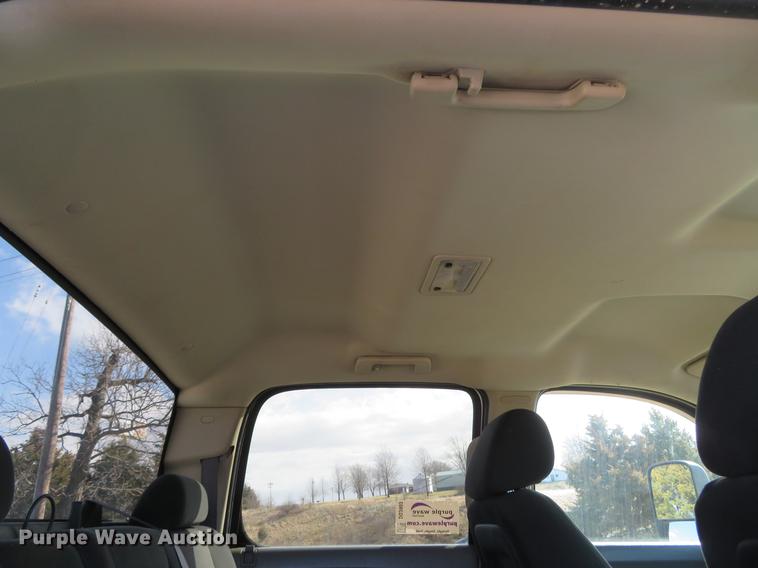 image for item DG3903 2011 Chevrolet Silverado 2500 Crew Cab pickup truck