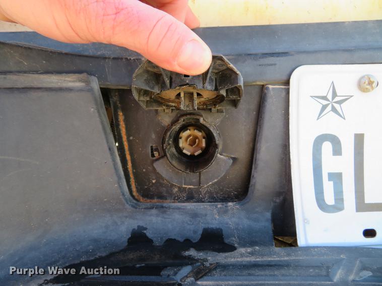 image for item DG3903 2011 Chevrolet Silverado 2500 Crew Cab pickup truck