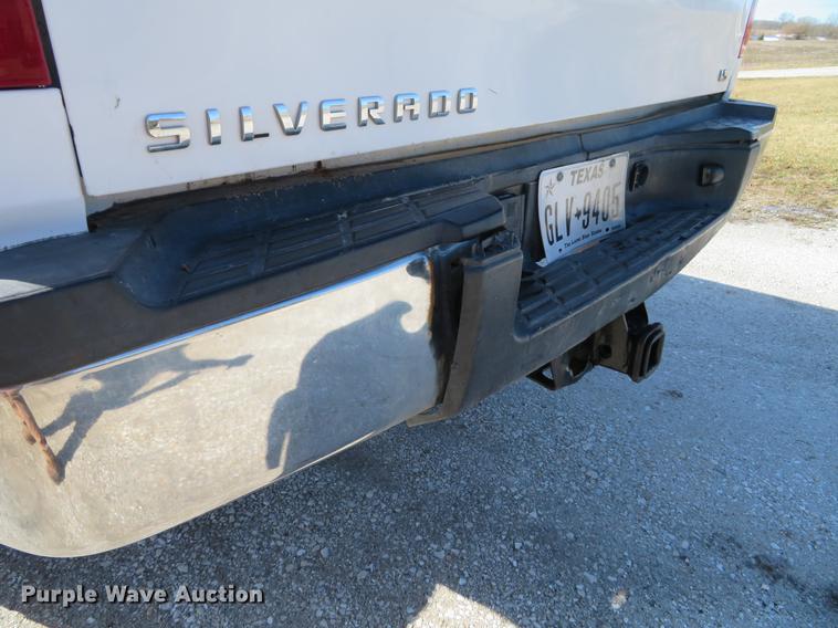 image for item DG3903 2011 Chevrolet Silverado 2500 Crew Cab pickup truck