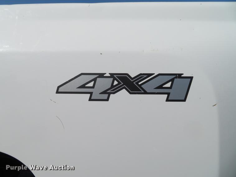 image for item DG3903 2011 Chevrolet Silverado 2500 Crew Cab pickup truck