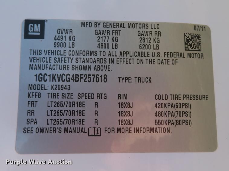 image for item DG3903 2011 Chevrolet Silverado 2500 Crew Cab pickup truck