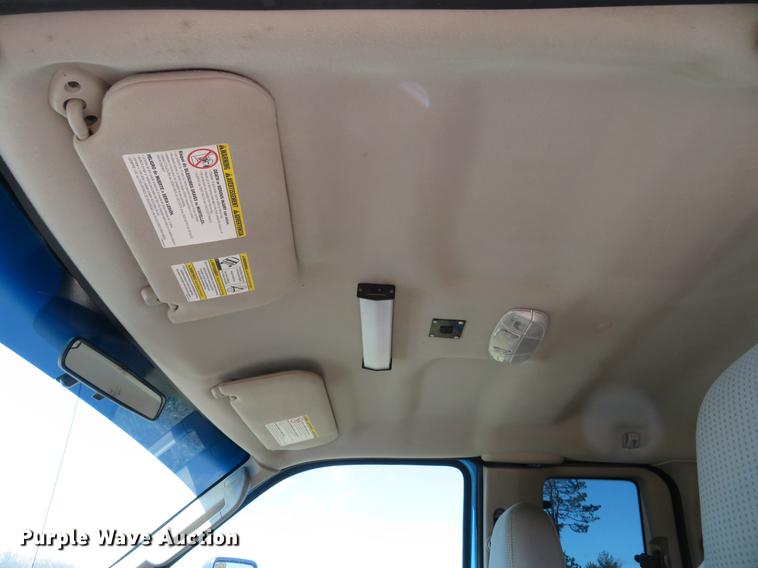 image for item DG3905 2008 Ford F350 Super Duty XL SuperCab utility bed pickup truck