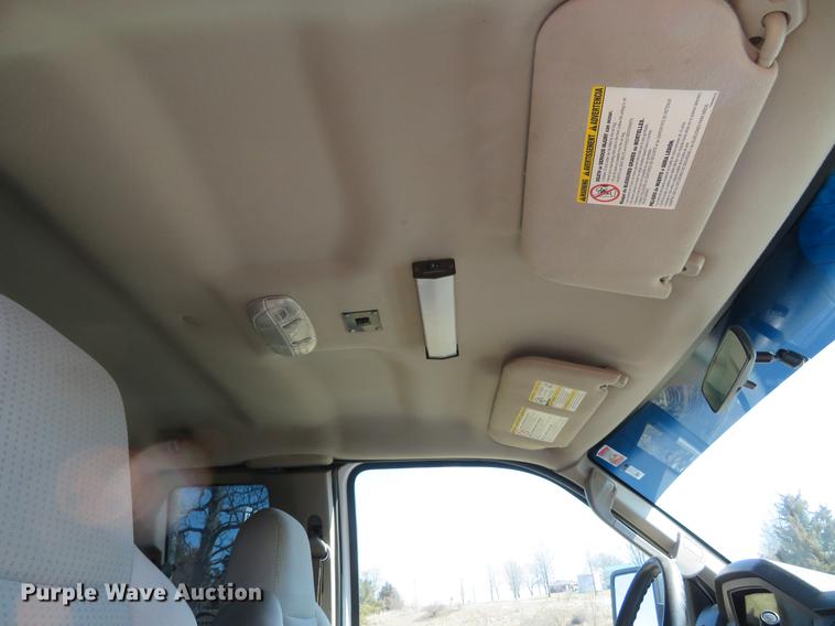 image for item DG3905 2008 Ford F350 Super Duty XL SuperCab utility bed pickup truck