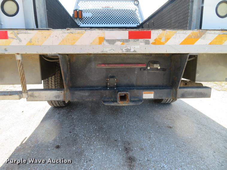 image for item DG3905 2008 Ford F350 Super Duty XL SuperCab utility bed pickup truck
