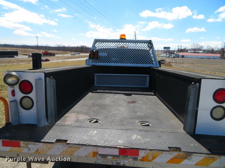 image for item DG3905 2008 Ford F350 Super Duty XL SuperCab utility bed pickup truck