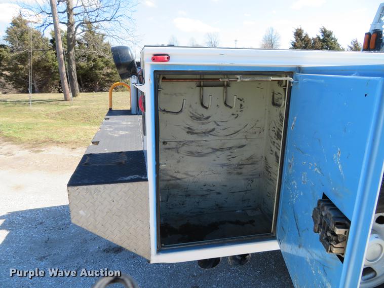 image for item DG3905 2008 Ford F350 Super Duty XL SuperCab utility bed pickup truck