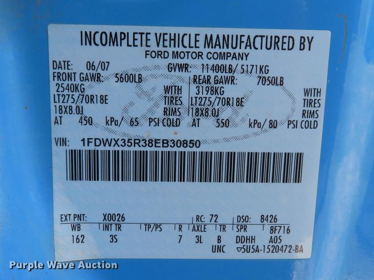 image for item DG3905 2008 Ford F350 Super Duty XL SuperCab utility bed pickup truck