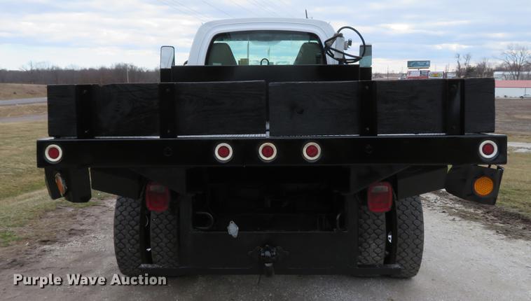 image for item DG3907 2006 GMC C5500 flatbed truck