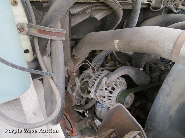 image for item DG3909 2001 Freightliner MT45 service truck