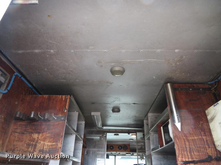 image for item DG3909 2001 Freightliner MT45 service truck