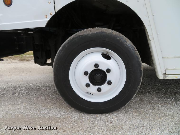 image for item DG3909 2001 Freightliner MT45 service truck