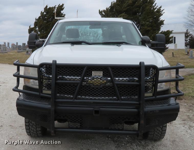 image for item DG3911 2010 Chevrolet Silverado 2500HD utility bed pickup truck