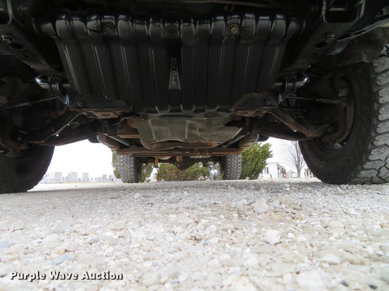 image for item DG3911 2010 Chevrolet Silverado 2500HD utility bed pickup truck