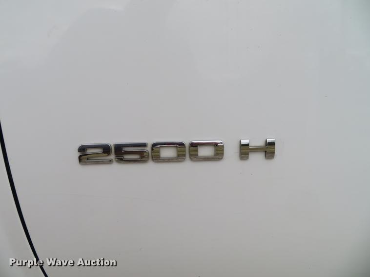 image for item DG3911 2010 Chevrolet Silverado 2500HD utility bed pickup truck