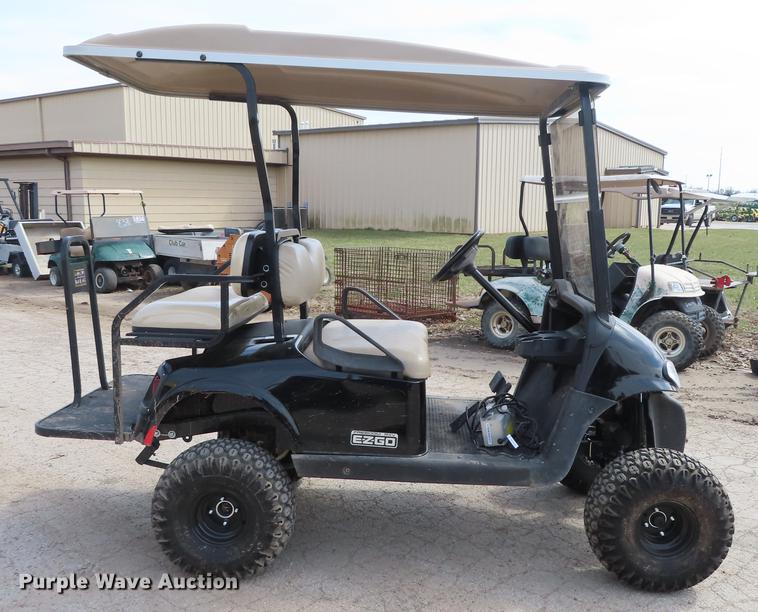 image for item DN9064 2009 Ez-go RXV golf cart