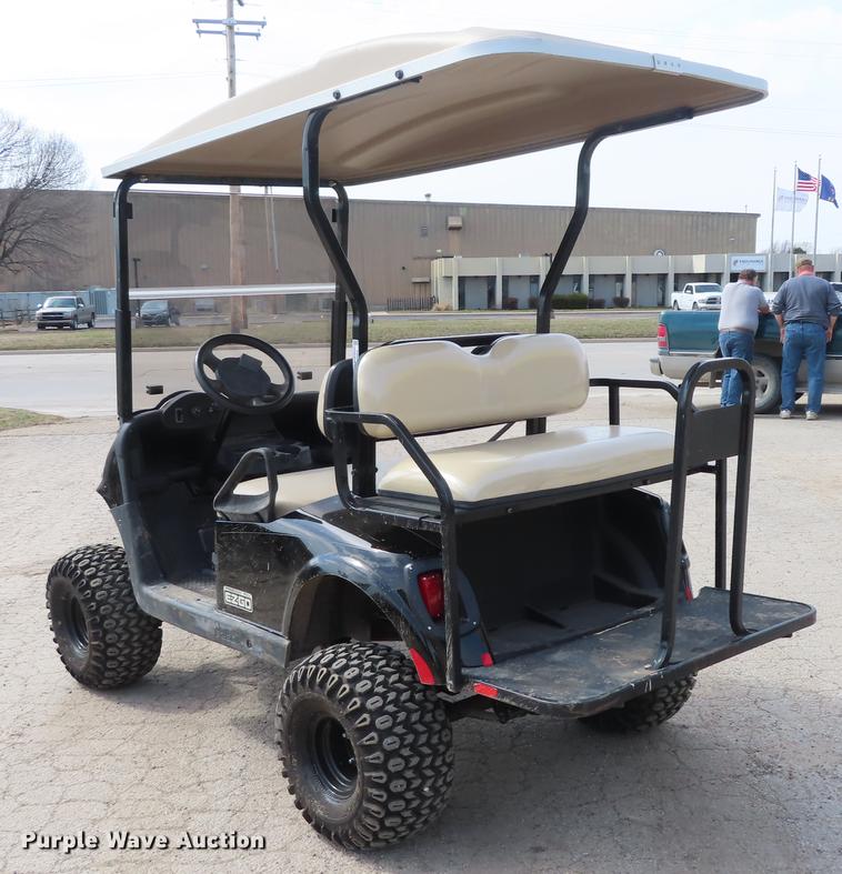 image for item DN9064 2009 Ez-go RXV golf cart