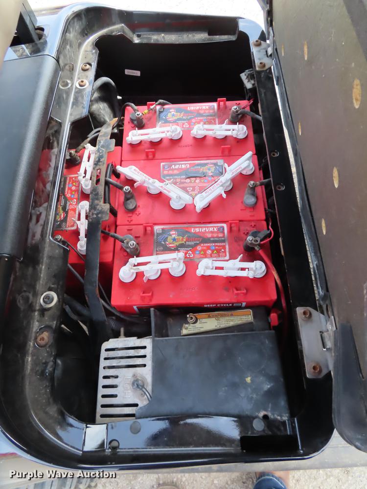 image for item DN9064 2009 Ez-go RXV golf cart