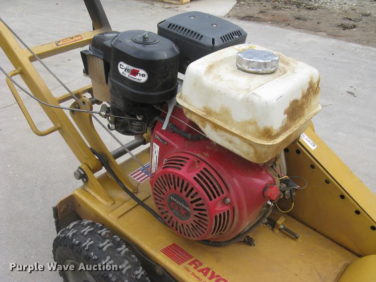 image for item DQ9646 Rayco stump grinder