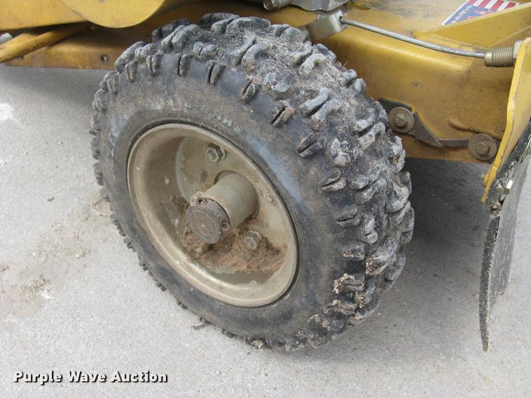 image for item DQ9646 Rayco stump grinder