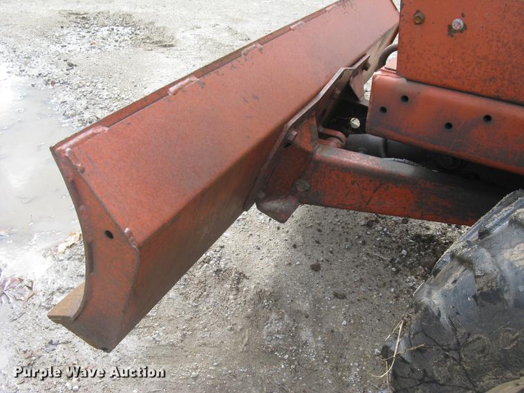 image for item DQ9647 2001 Ditch Witch 3700DD trencher