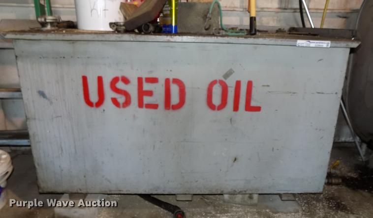 image for item DZ9644 Fuel and lube