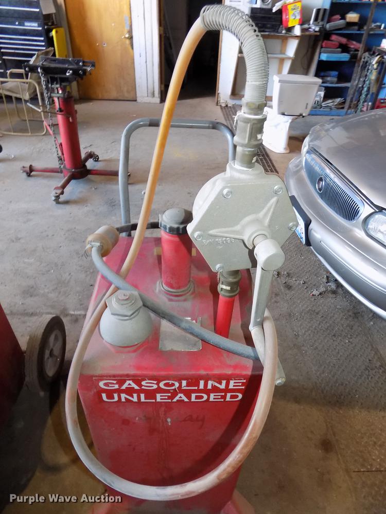 image for item DZ9652 Fuel tank and caddies