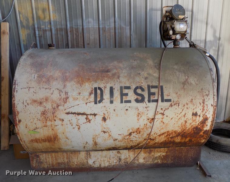 image for item DZ9652 Fuel tank and caddies