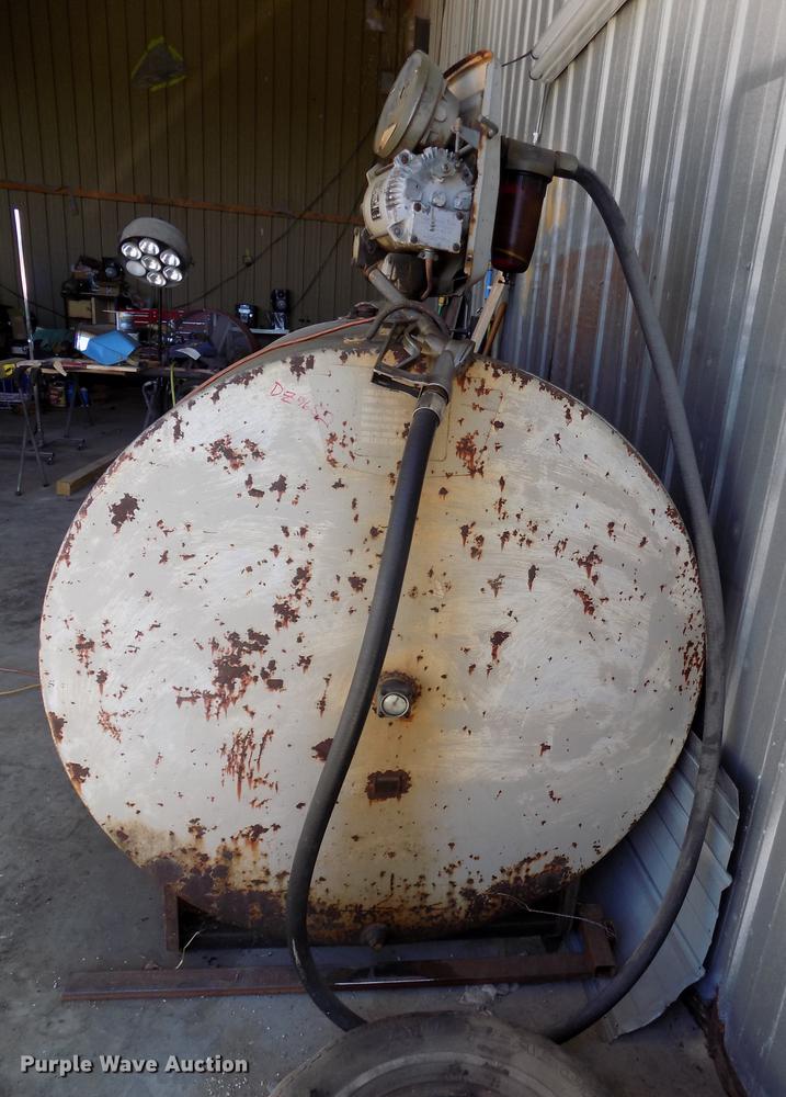 image for item DZ9652 Fuel tank and caddies