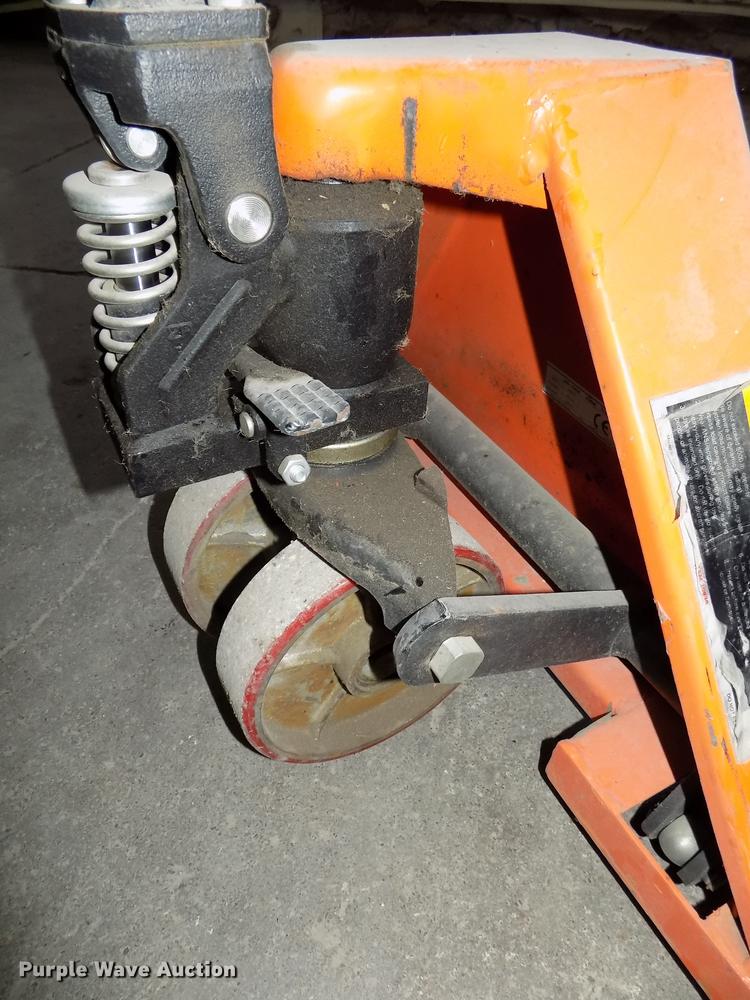 image for item DZ9657 Material handling tools