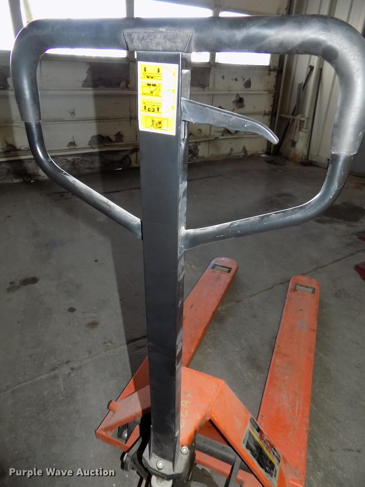 image for item DZ9657 Material handling tools