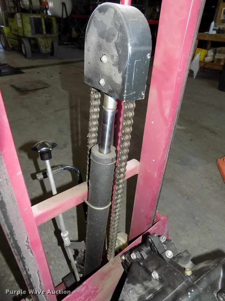 image for item DZ9657 Material handling tools