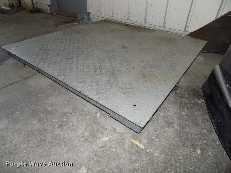 image for item DZ9657 Material handling tools