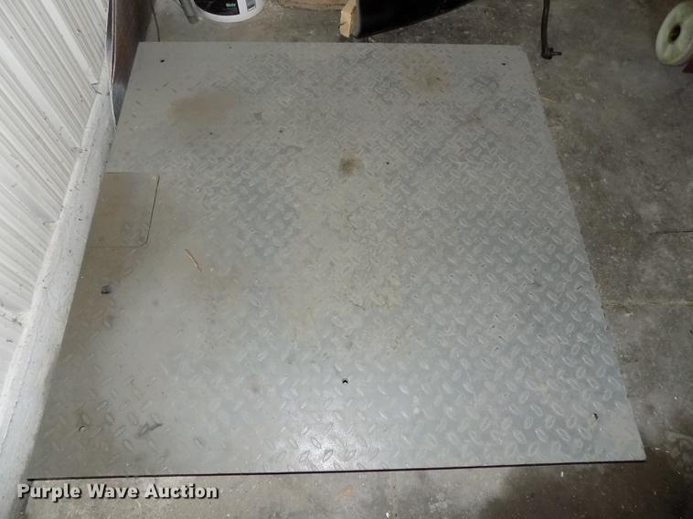 image for item DZ9657 Material handling tools