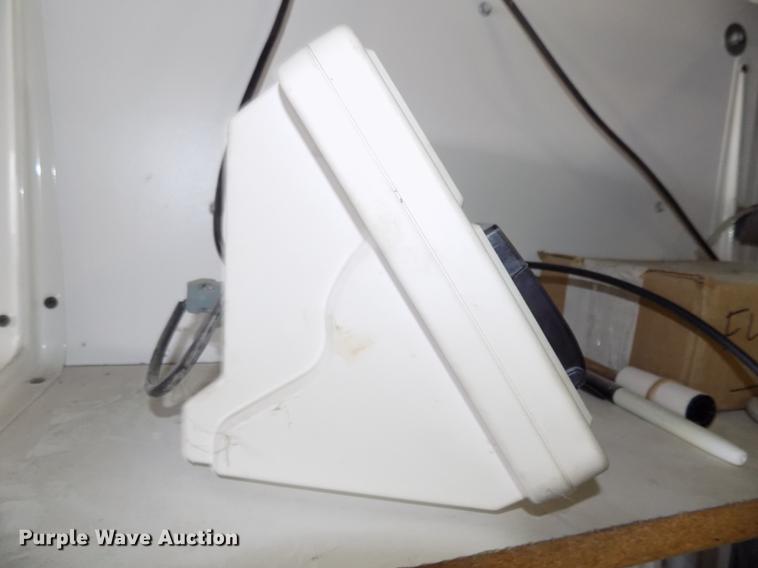 image for item DZ9657 Material handling tools