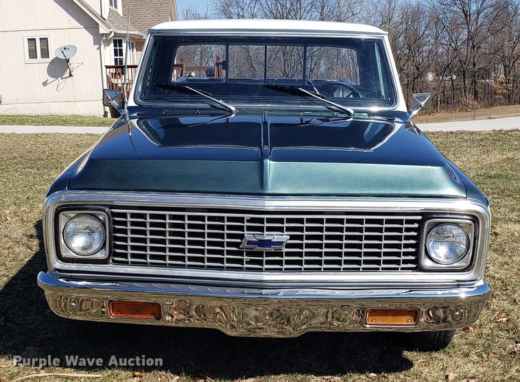 image for item EN9801 1972 Chevrolet Cheyenne C10 pickup truck