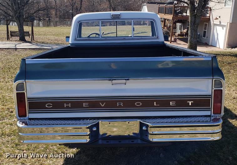image for item EN9801 1972 Chevrolet Cheyenne C10 pickup truck