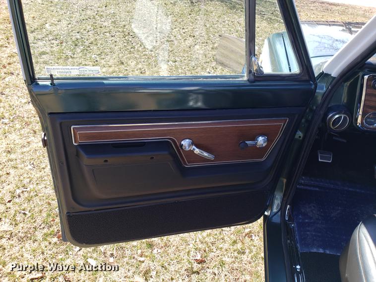 image for item EN9801 1972 Chevrolet Cheyenne C10 pickup truck