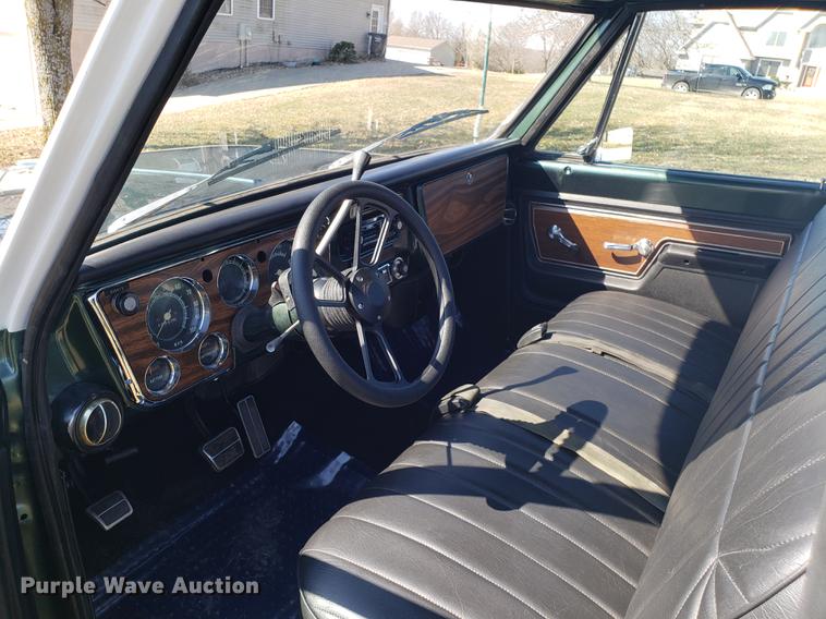 image for item EN9801 1972 Chevrolet Cheyenne C10 pickup truck