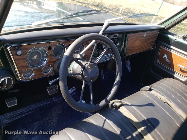 image for item EN9801 1972 Chevrolet Cheyenne C10 pickup truck