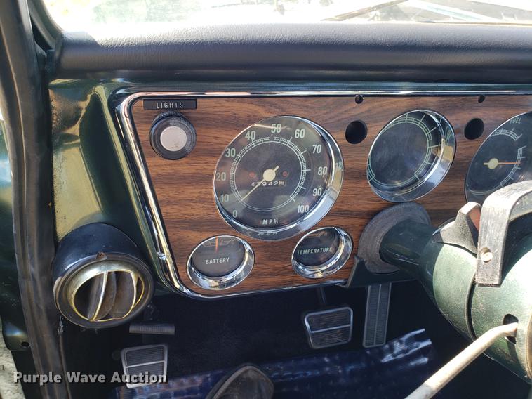 image for item EN9801 1972 Chevrolet Cheyenne C10 pickup truck