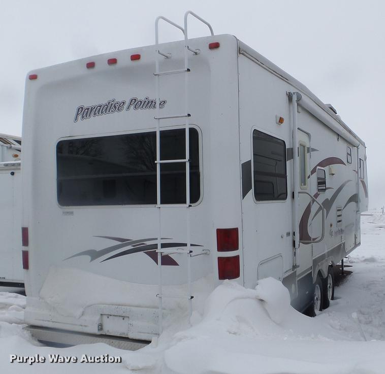 image for item EW9966 2005 Cross Roads Paradise Point camper