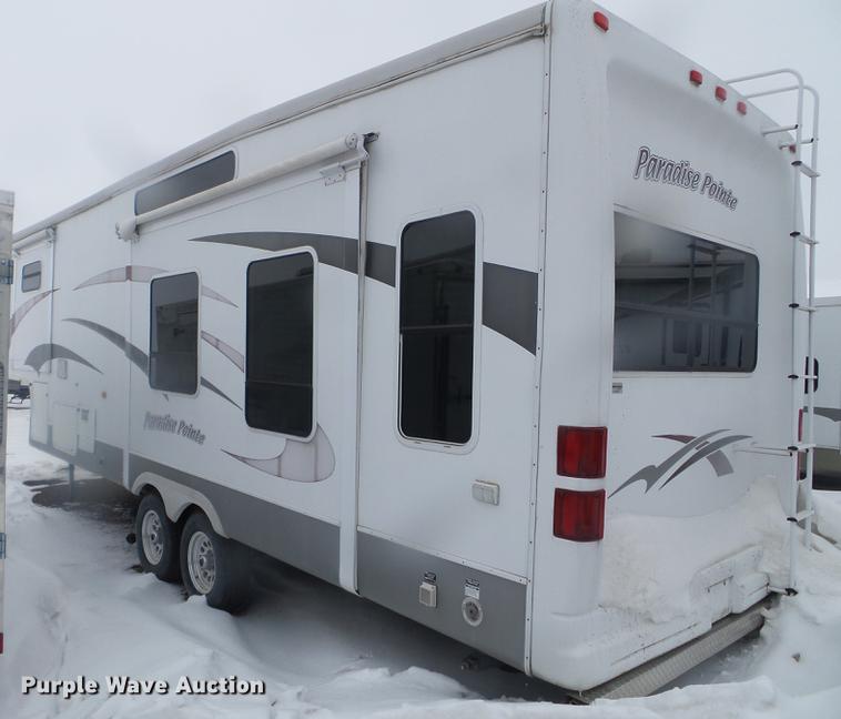 image for item EW9966 2005 Cross Roads Paradise Point camper