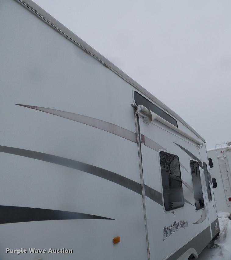 image for item EW9966 2005 Cross Roads Paradise Point camper