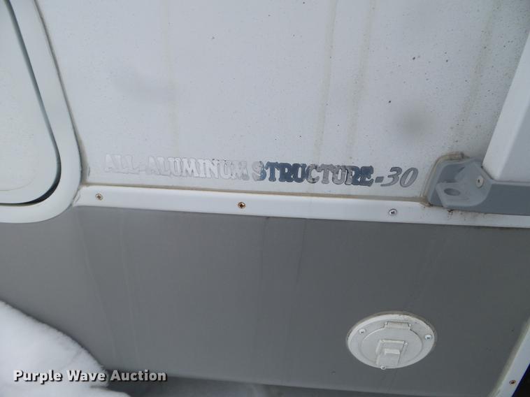 image for item EW9966 2005 Cross Roads Paradise Point camper