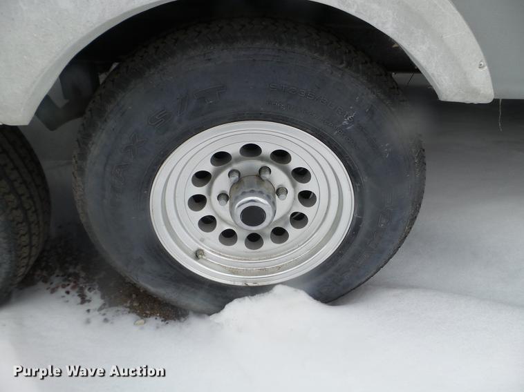 image for item EW9966 2005 Cross Roads Paradise Point camper