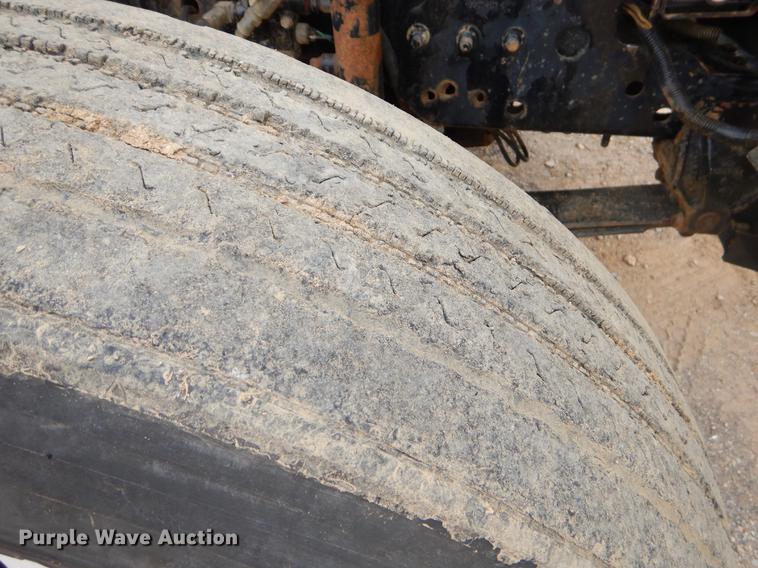 image for item EZ9802 2003 Freightliner FLD semi truck